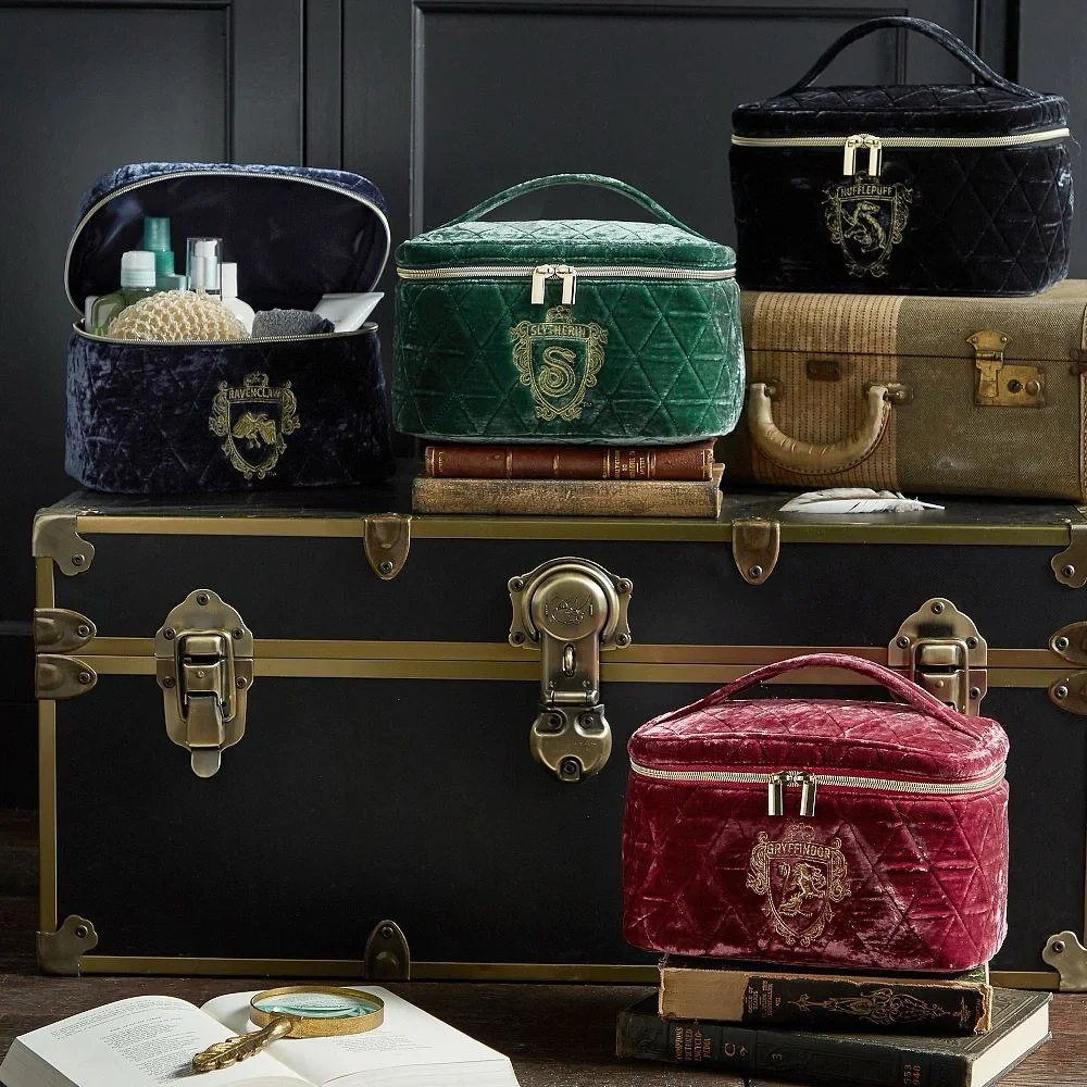 Harry Potter™‎ Gryffindor™ Velvet Train Case